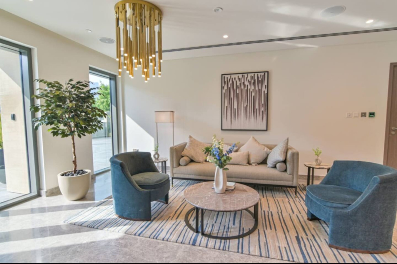 Stylish 2BR | 3 min walk to Dubai Mall