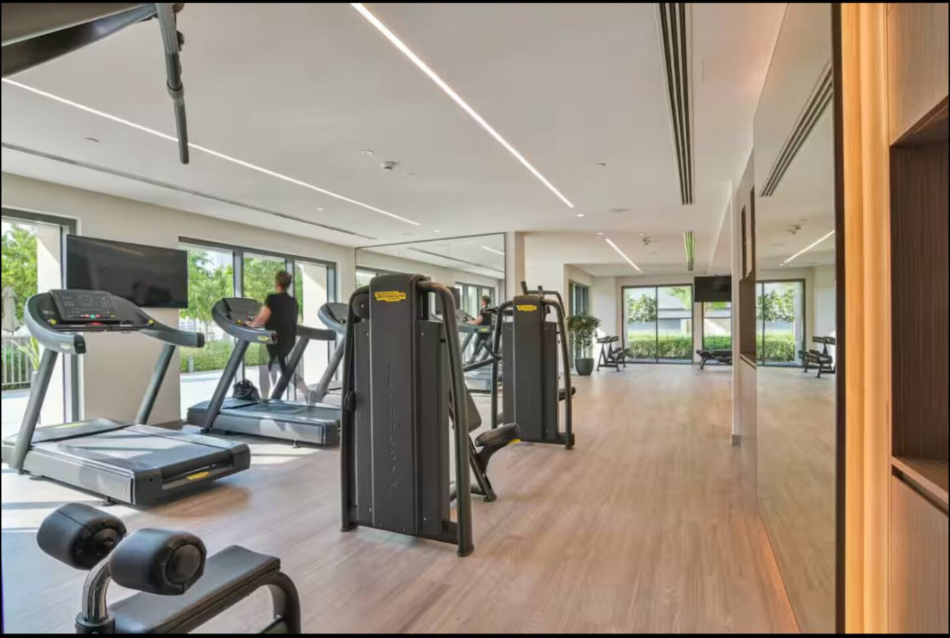 Stylish 2BR | 3 min walk to Dubai Mall