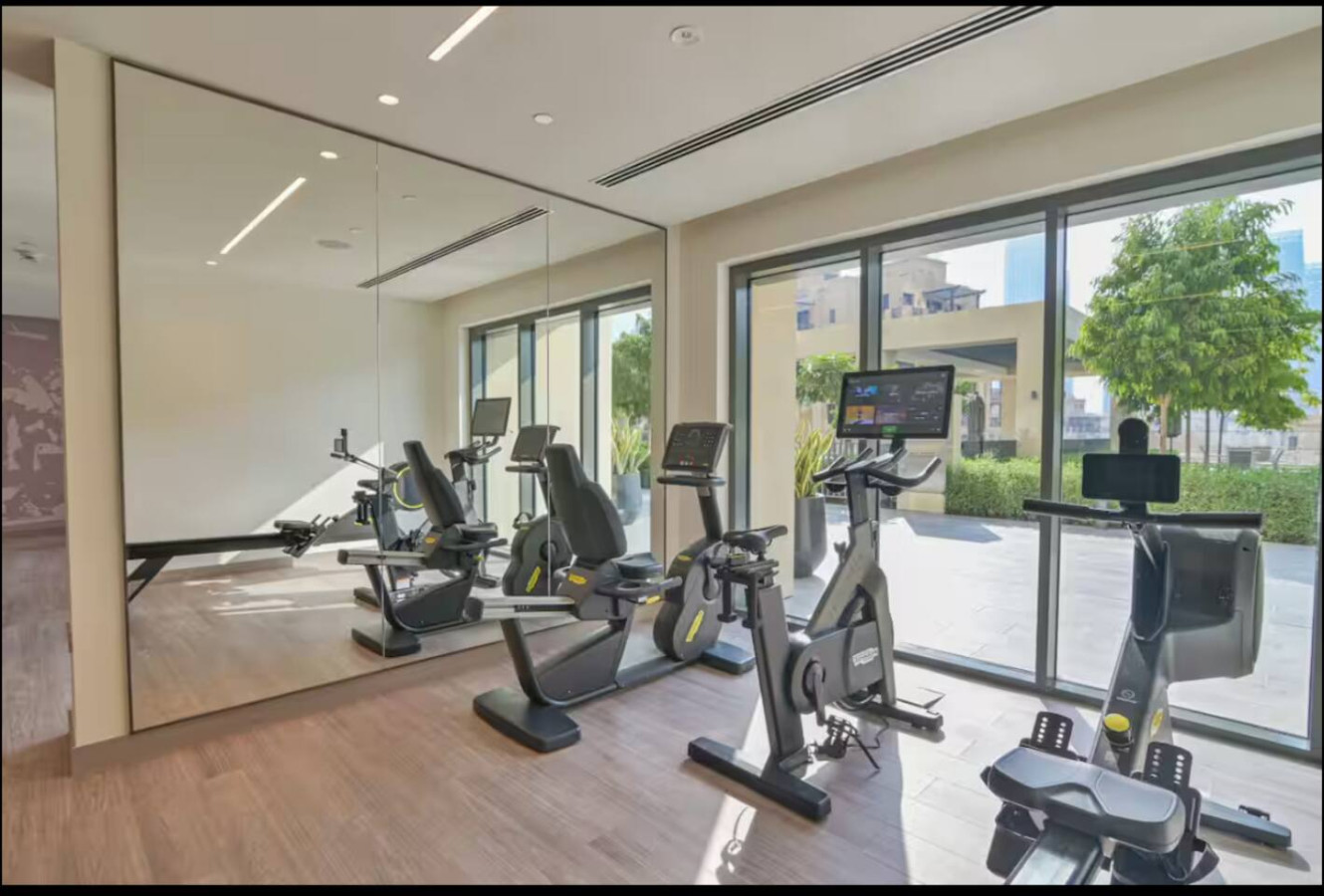 Stylish 2BR | 3 min walk to Dubai Mall