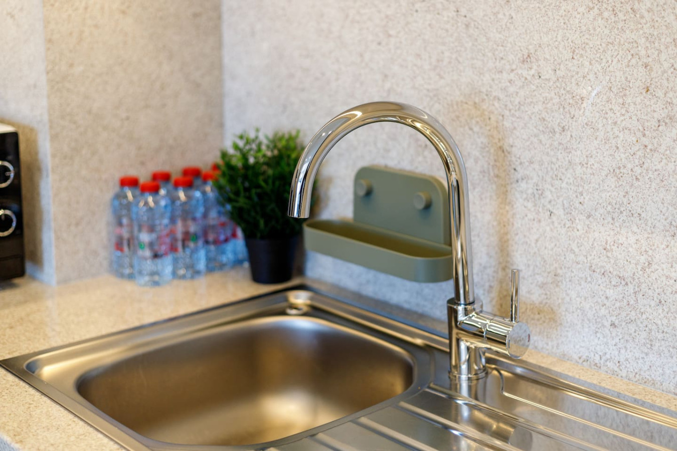 Stylish 2BR | 3 min walk to Dubai Mall