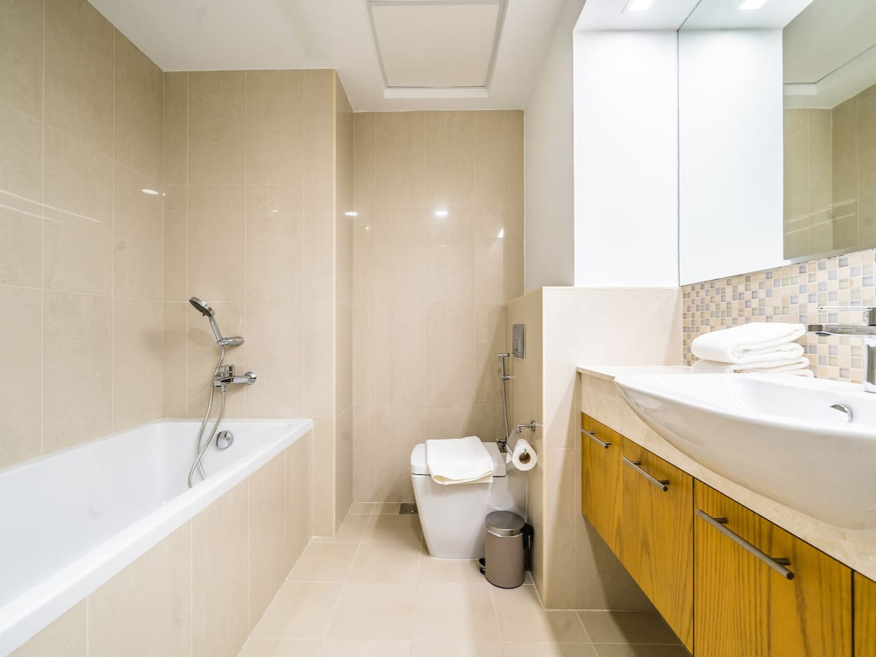 Stunning Burj Khalifa View | 1BR in Downtown
