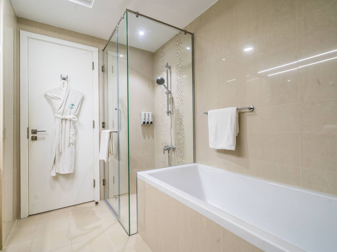 Stunning Burj Khalifa View | 1BR in Downtown