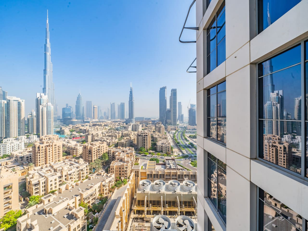 Stunning Burj Khalifa View | 1BR in Downtown
