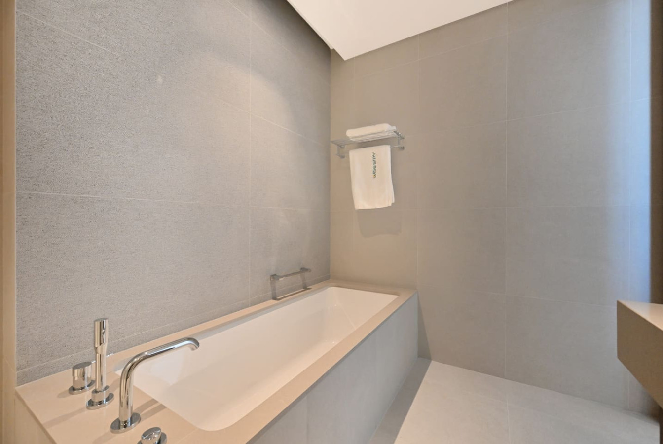 Premium Hotel Residence | Dubai Mall connected